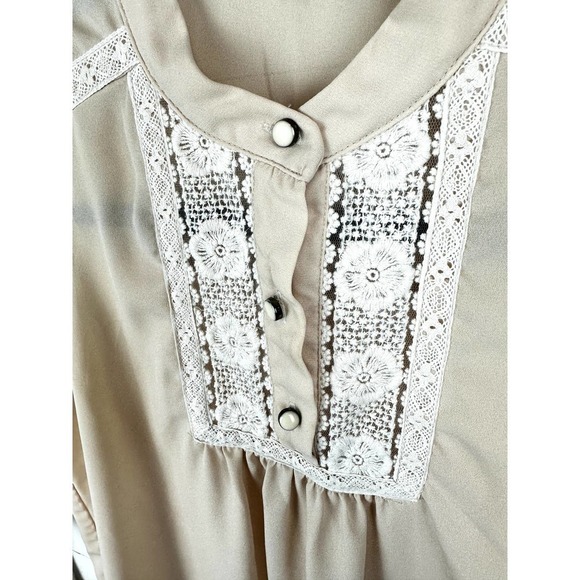 Vintage Monteau Semi Sheer Blouse with Lace Detail sz SML - Picture 6 of 6